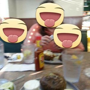 Meet your Posher, Debra